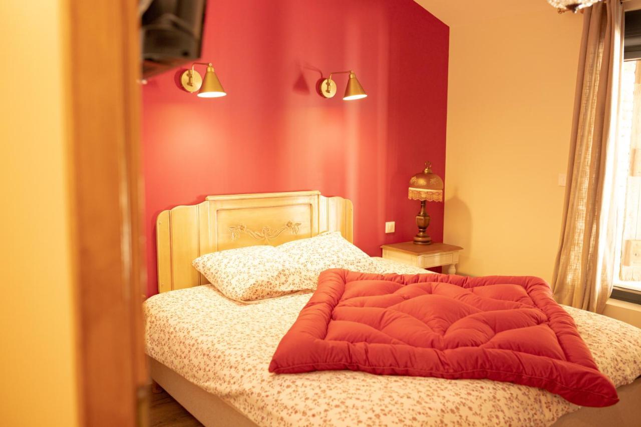 Domaine Des Jammetous - Hotel And Yoga Retreat Center La Magdelaine-Sur-Tarn Exterior photo